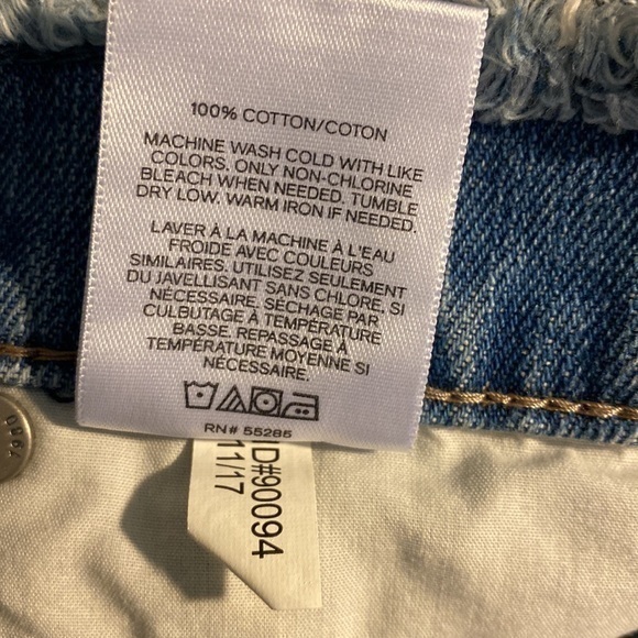 Express distressed denim mini skirt size 10 - Picture 9 of 9